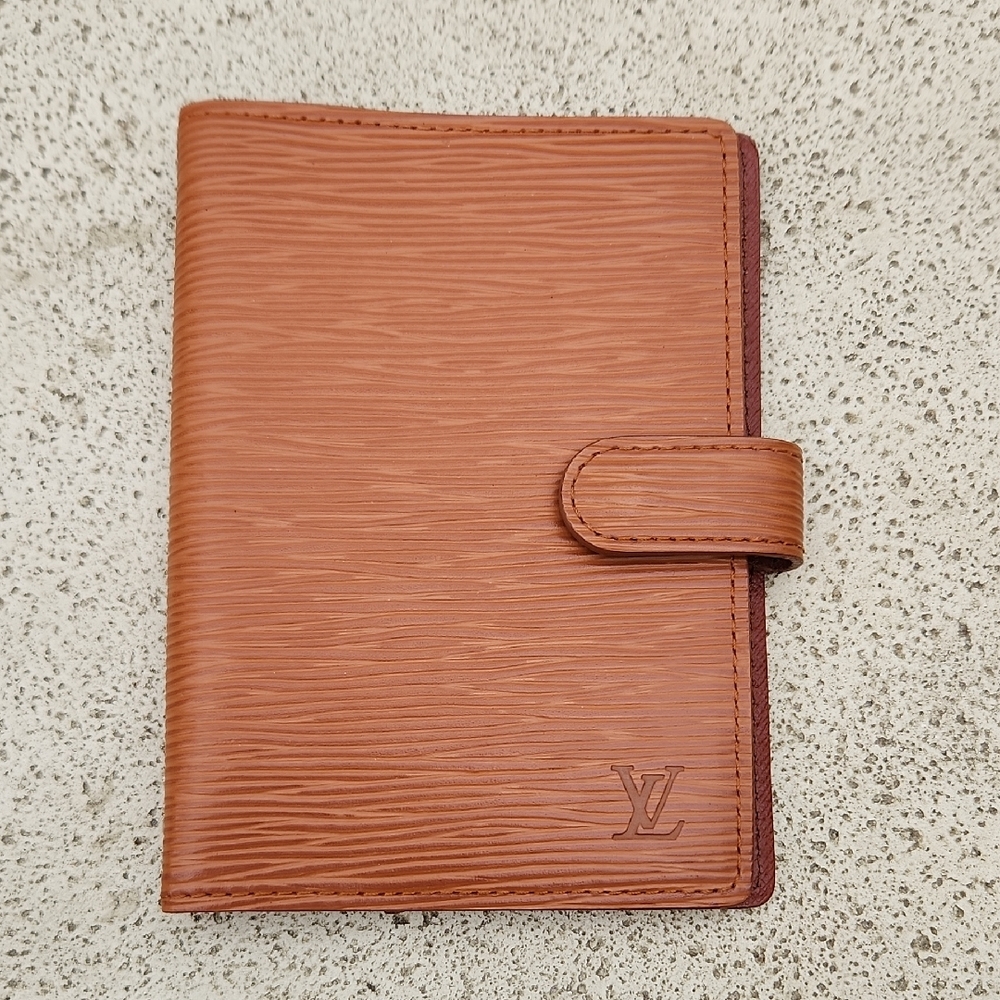 Louis Vuitton Brown Agenda Cover Epi Leather